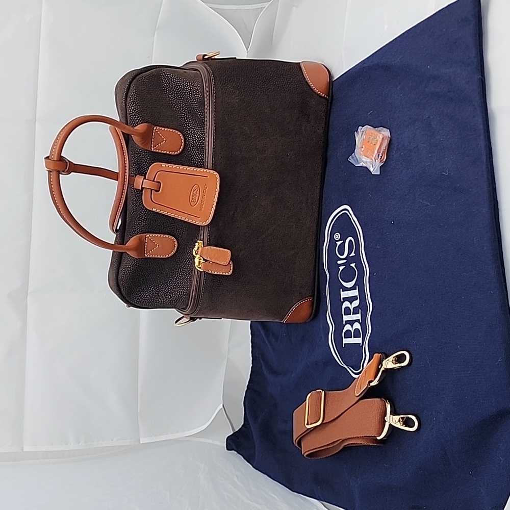 New - Bric's Life Tuscan Olive Cosmetic Train Case - Twilight Bella Swan BD1